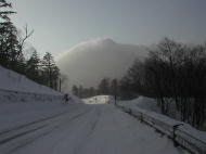 雲に包まれた雄阿寒岳