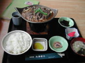 羅臼での昼食と言えば、海馬肉ですね♪
