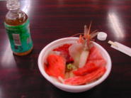 釧路と言えば勝手丼♪自分好みの海鮮丼が出来上がります♪