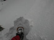 雪はフカフカ。さらに湿地帯なので、ハマるとかなり怖い思いをします(^^;