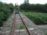 前のトロッコは2階建て車両で、家族向けです。