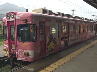 縁結びしまねっこ号。これも元京王電鉄の車両です