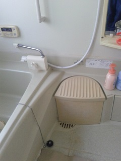 デッキ型サーモスタット式浴室用シャワー混合水栓（交換前）