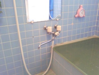 サーモスタット式シングルレバーシャワー混合水栓（交換前）