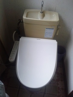簡易水洗便器（トイレ）　／リフォーム前