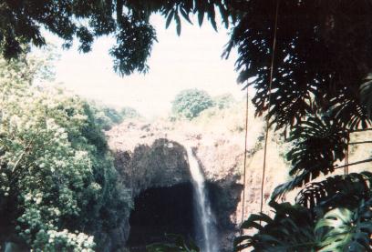 オアフ島の滝