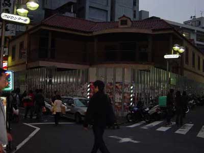 ���s���N�n�E�X���[���h�a�J�X