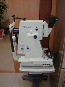 ���J����