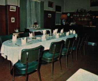 �n���T�̓X��