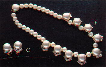 �A���e�B�[�N���V���[�Y